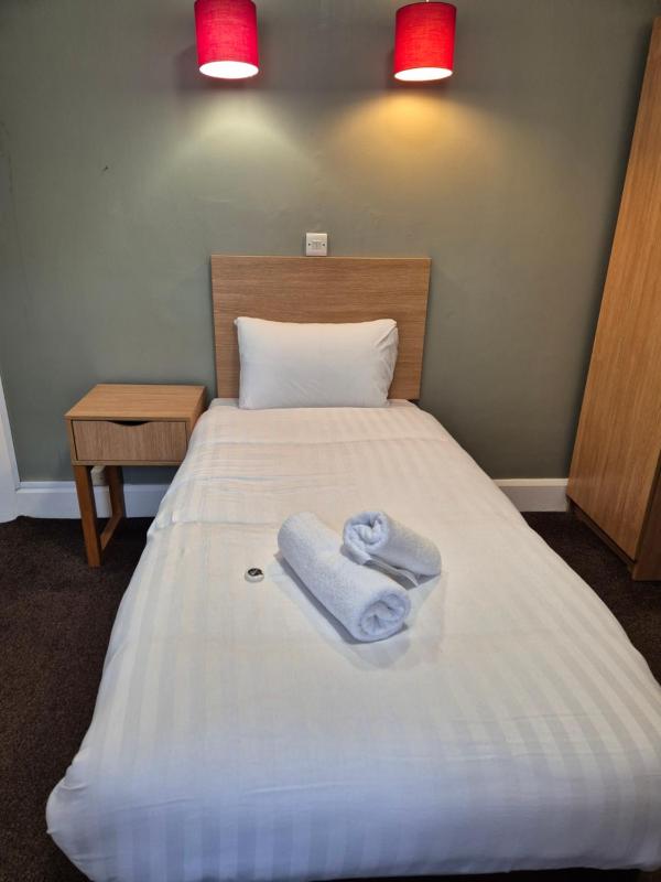 Trecarn Hotel - image 6