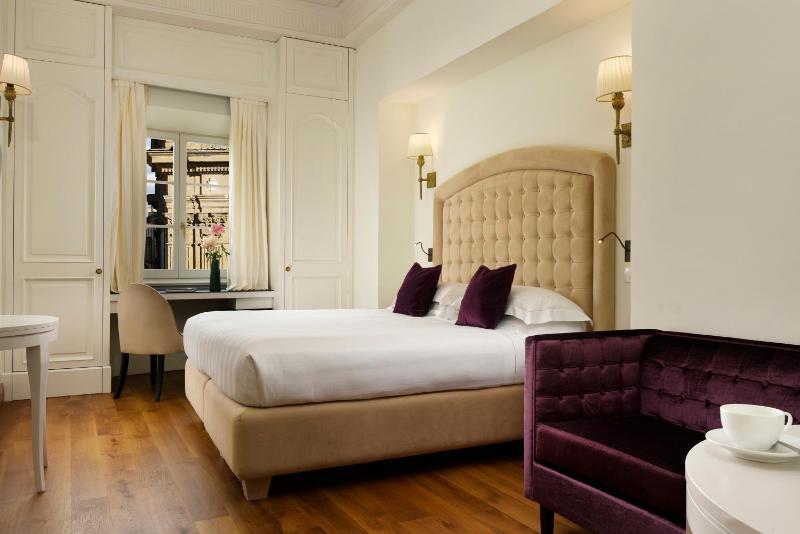Standard Double Suite image 2