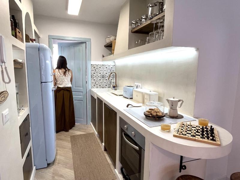 Boutique Penthouse Sea View - image 15