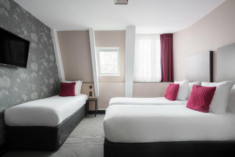 Triple Room image 4