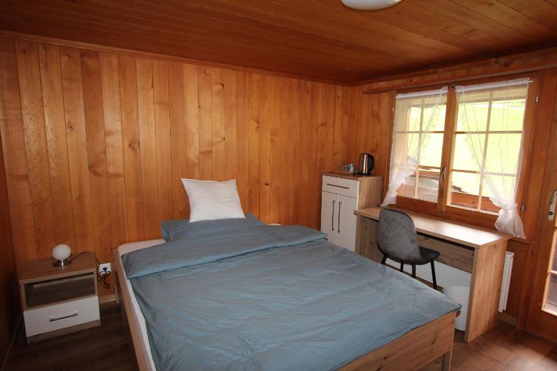 Queen Room image 1