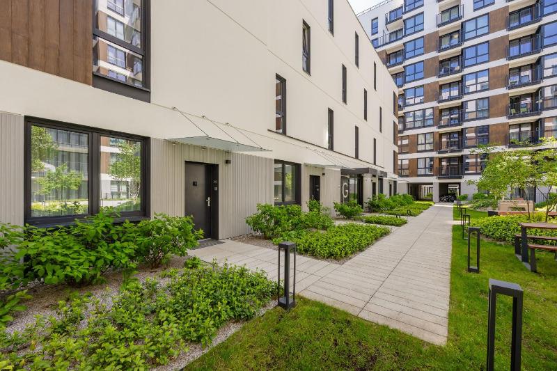 Luxurious Apartments in Warsaw with Sauna and Gym by Renters Prestige - image 16