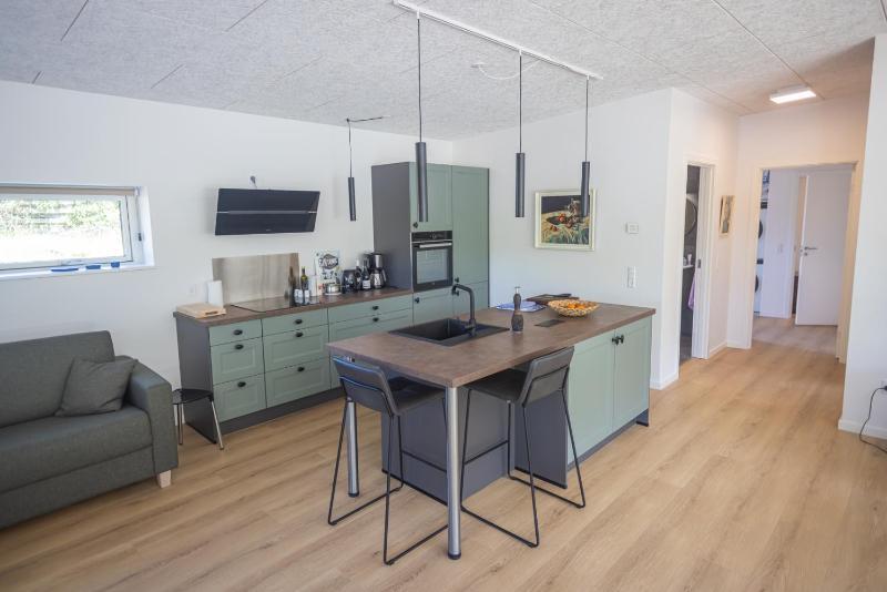 Apartment with Terrace image 4