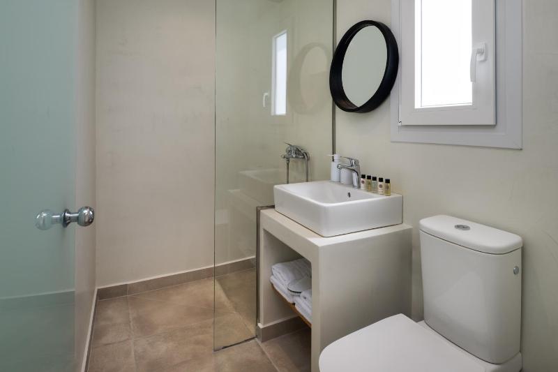 Hillside Elegance - image 9