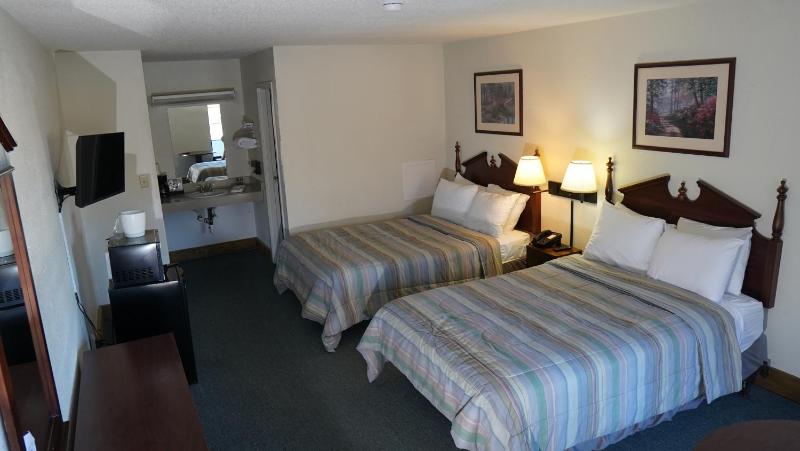 Double Room image 1