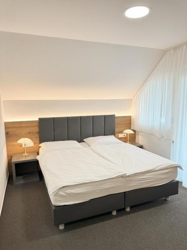 Superior Double Room image 1