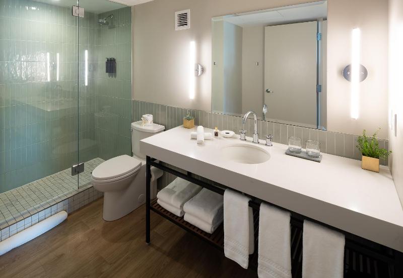 King Room with Sea View image 3