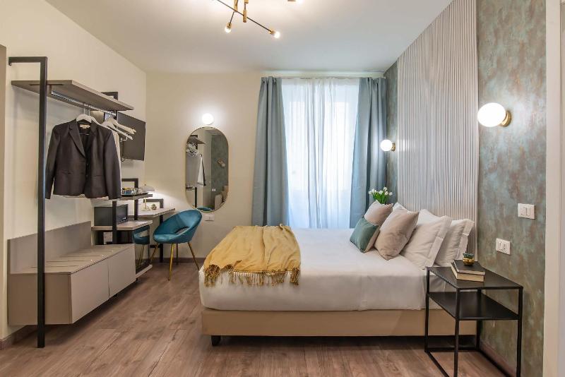 Double Room image 2