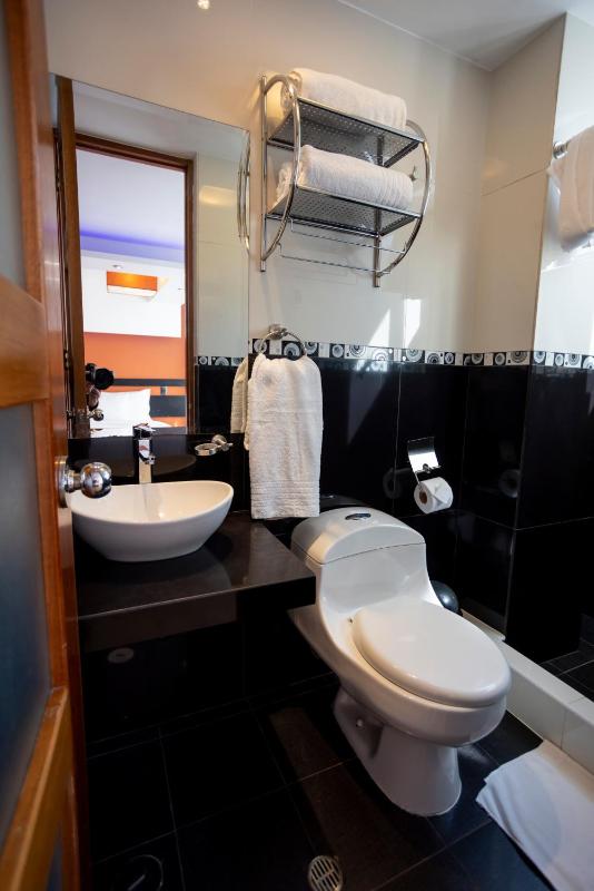 Hotel Kuska Home Mariscal - image 5