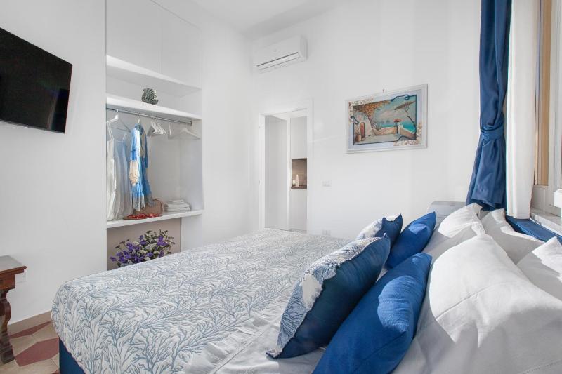 Sorrento Shine House - image 2