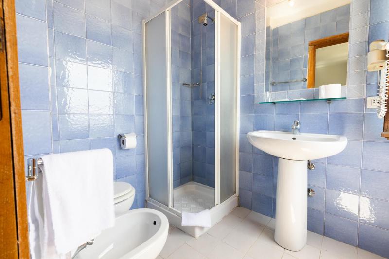 Triple Room image 4