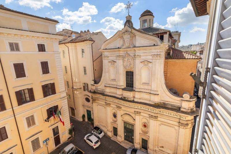 Farnese Apartment 1870 - image 10