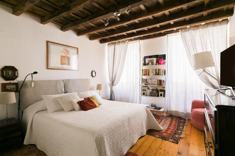 Apartment image 4