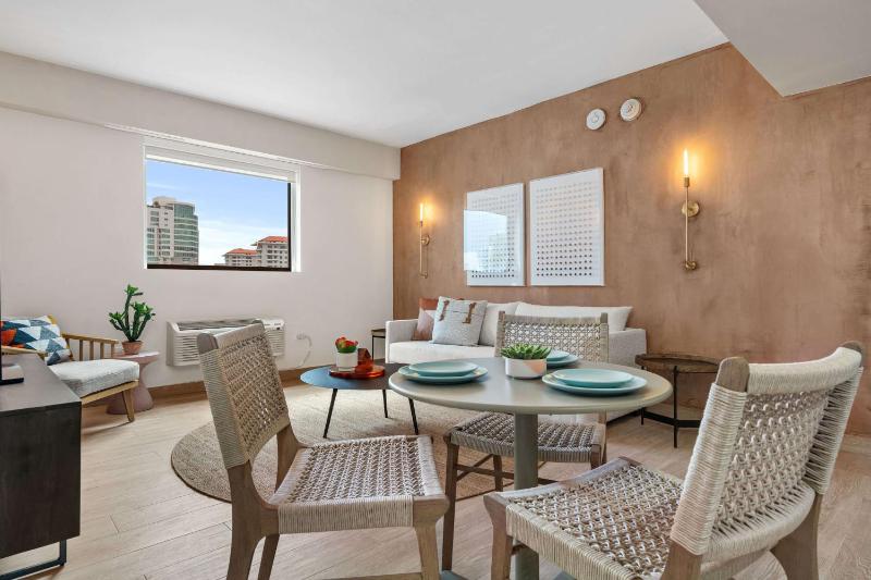 1 Bedroom Apartment image 1
