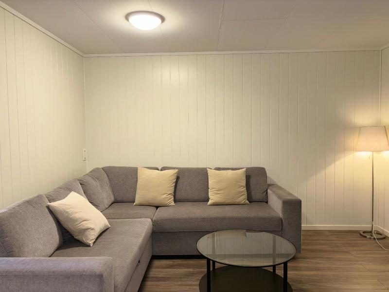 Two-Bedroom Central Apartment image 2