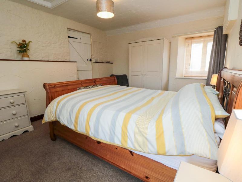 Abbey View Cottage - image 17