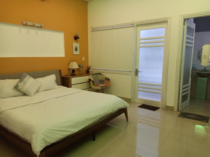 Rose's House Hue - image 12
