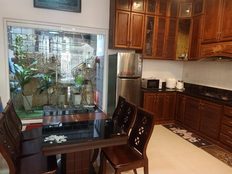 Rose's House Hue - image 14