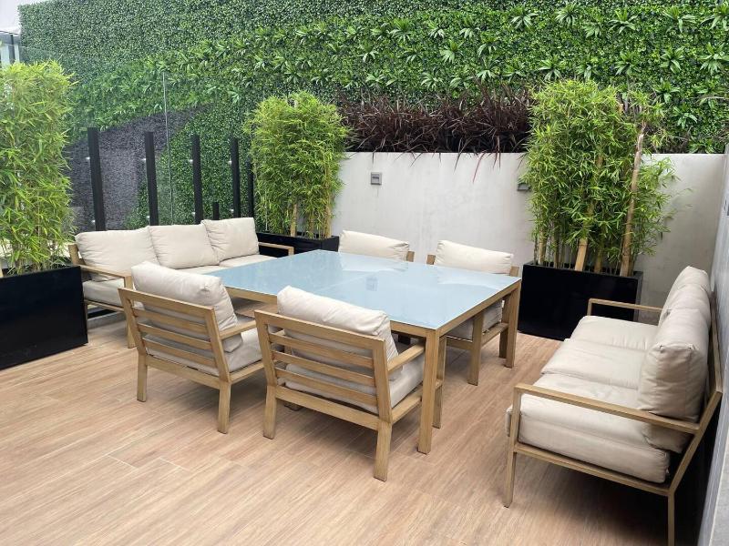 Venecia 1BR Zona 10 Luxury Suite - Pool Jacuzzi Gym & View - image 11