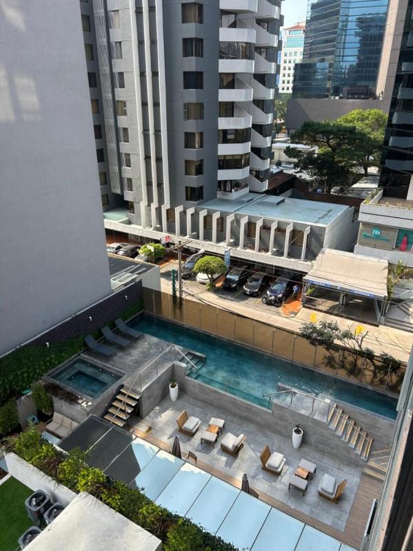 Venecia 1BR Zona 10 Luxury Suite - Pool Jacuzzi Gym & View - image 12