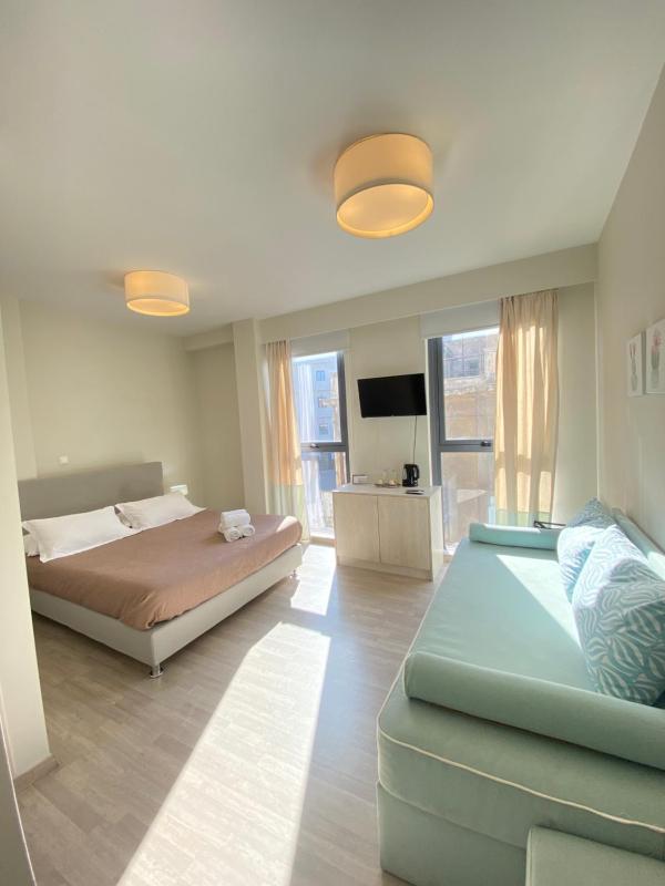 Queen Suite image 1