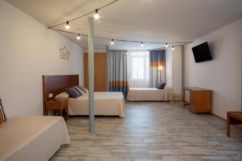 tent Torremolinos - image 14