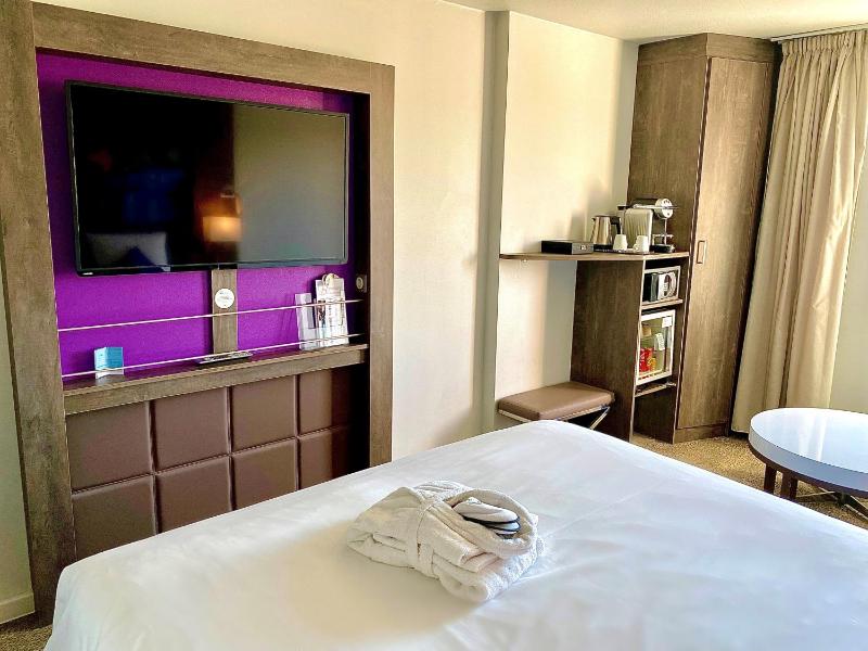 Privilege Double Room image 3