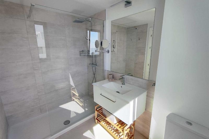 Pure South - image 19
