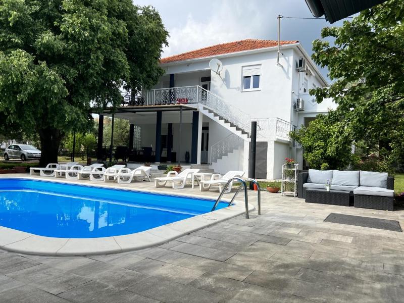 Apartment 877-2 - image 42