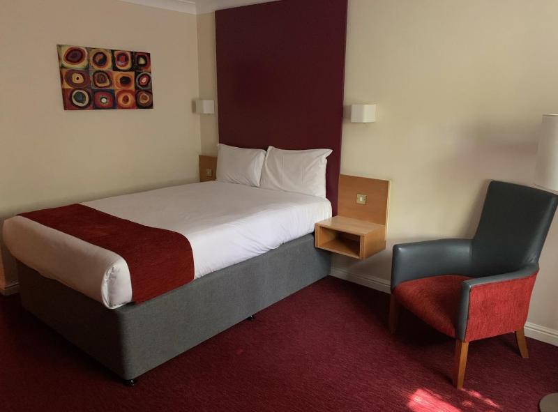 Double Room image 4