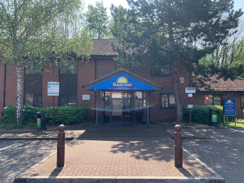 Days Inn by Wyndham Southampton Rownhams - image 31