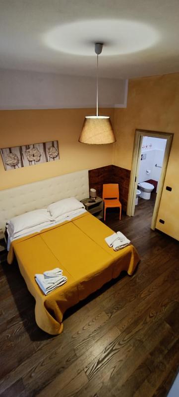 Double Room with Private Bathroom image 3