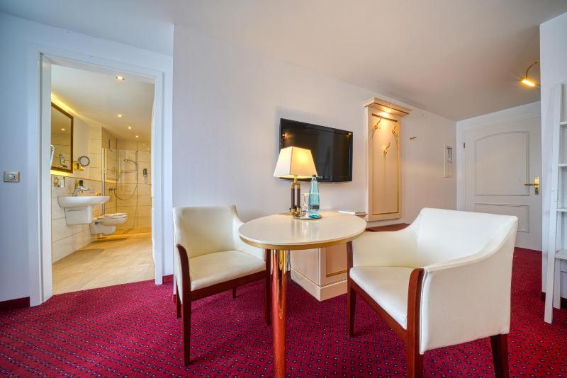 Superior Double Room with Land View image 4