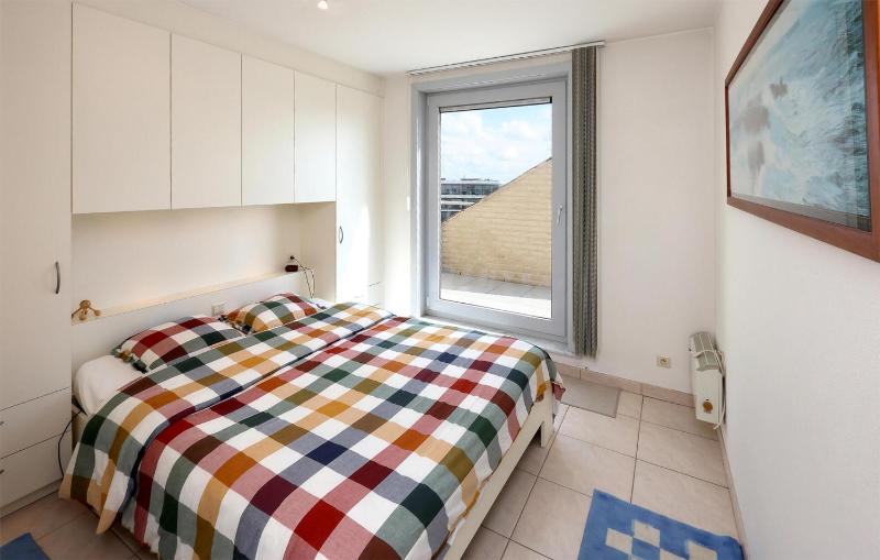 Beach Front Apartment In Oostende With Wifi - image 20