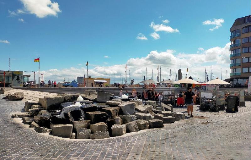 Beach Front Apartment In Oostende With Wifi - image 11