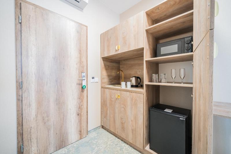 Standard Double Room image 2