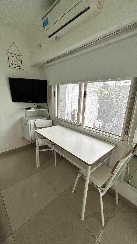 Hermoso y cómodo alojamiento con patio en Nuñez - image 11