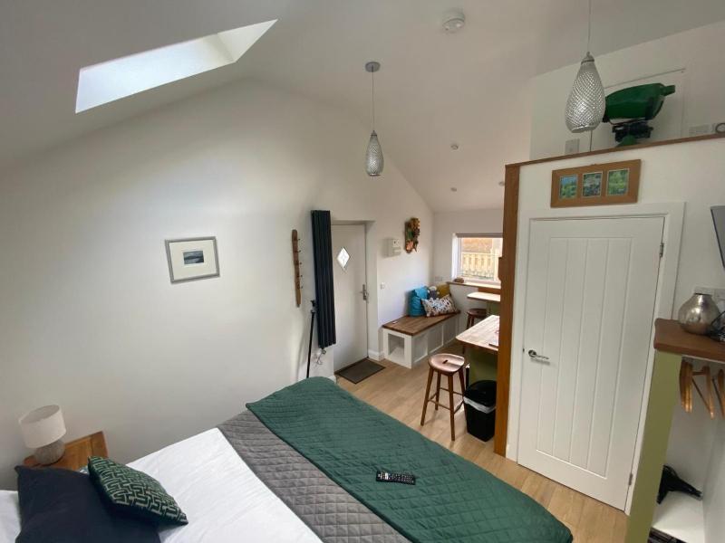 Claremont House Keswick - image 30