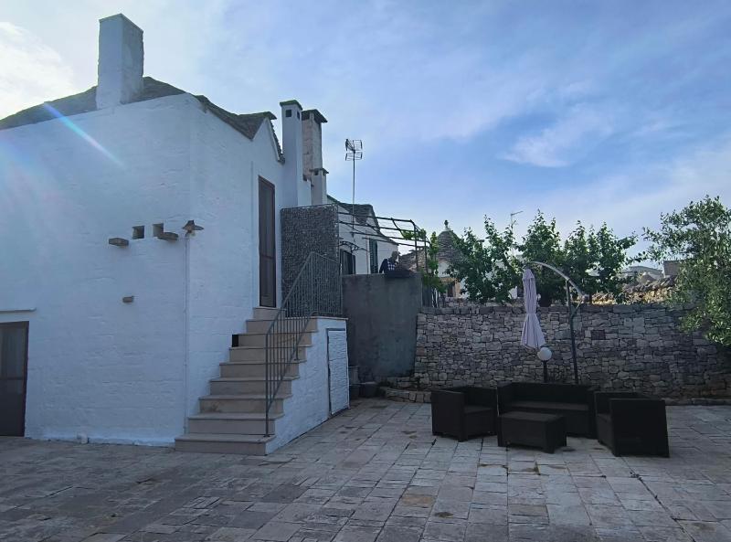 Double Room with Garden View image 1