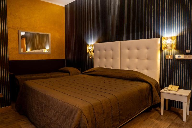 Triple Room image 4