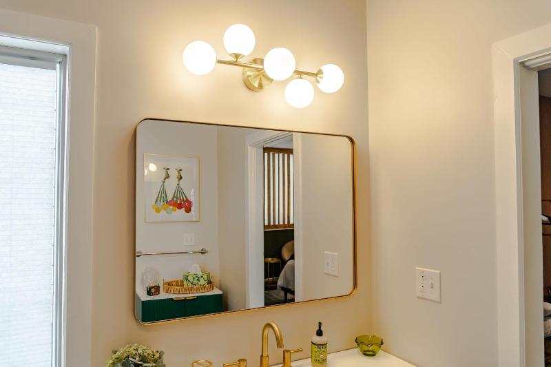 Groovy Condo in the Vibrant NuLu District - image 44