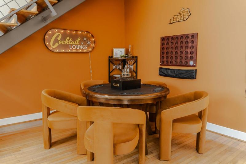 Groovy Condo in the Vibrant NuLu District - image 36