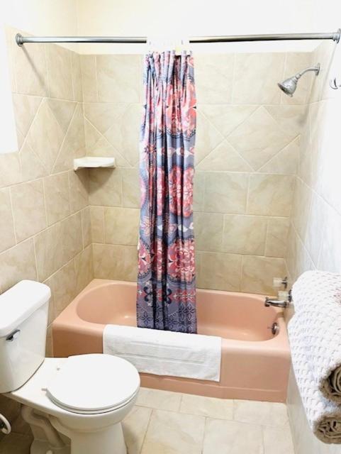 Deluxe Double Room with Bath image 3