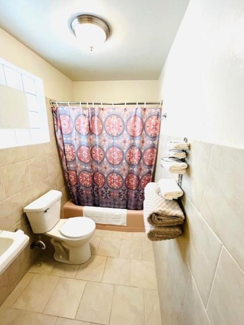 Deluxe Double Room with Bath image 2