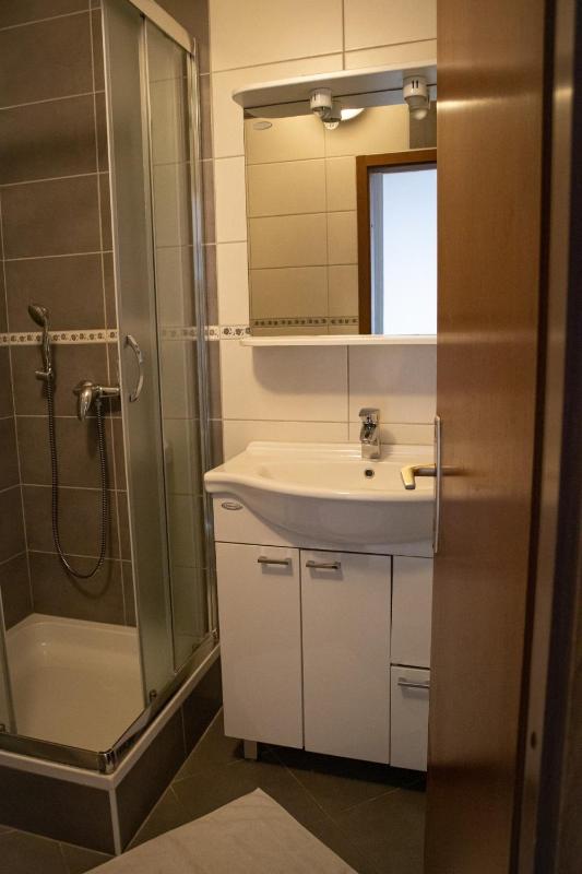 Apartments with swimming pool Lopar Rab - 22978 - image 6