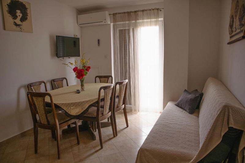 Apartments with swimming pool Lopar Rab - 22978 - image 30