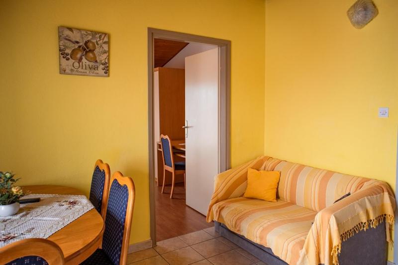 Apartments with swimming pool Lopar Rab - 22978 - image 13