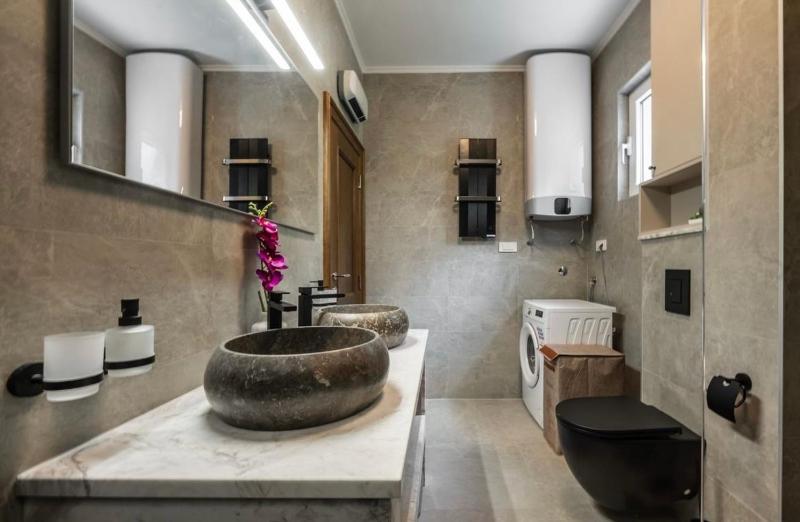 Luxury apartment Vasilisa - image 13