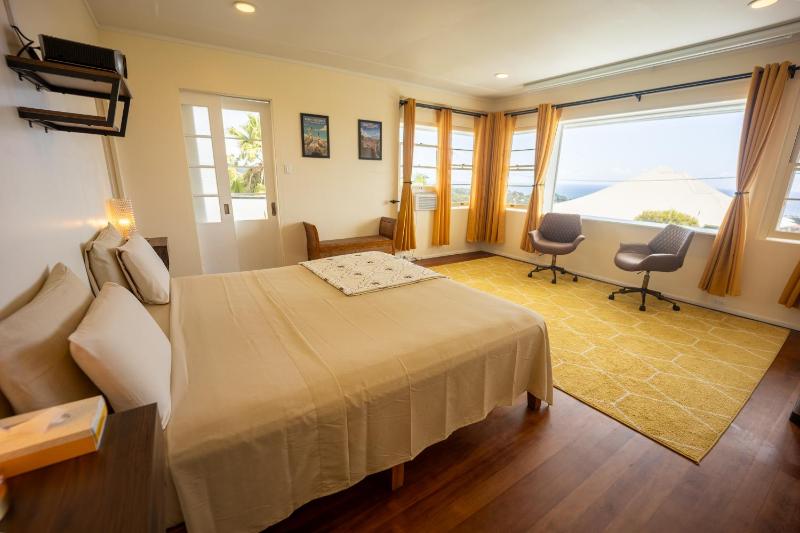 King Room with Sea View image 3