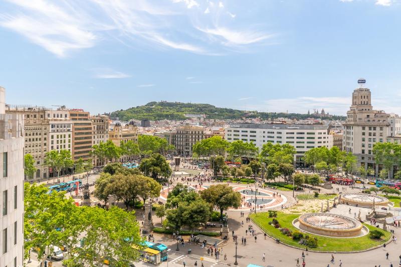 Unique Rentals - Placa Catalunya Central Apartments - image 3